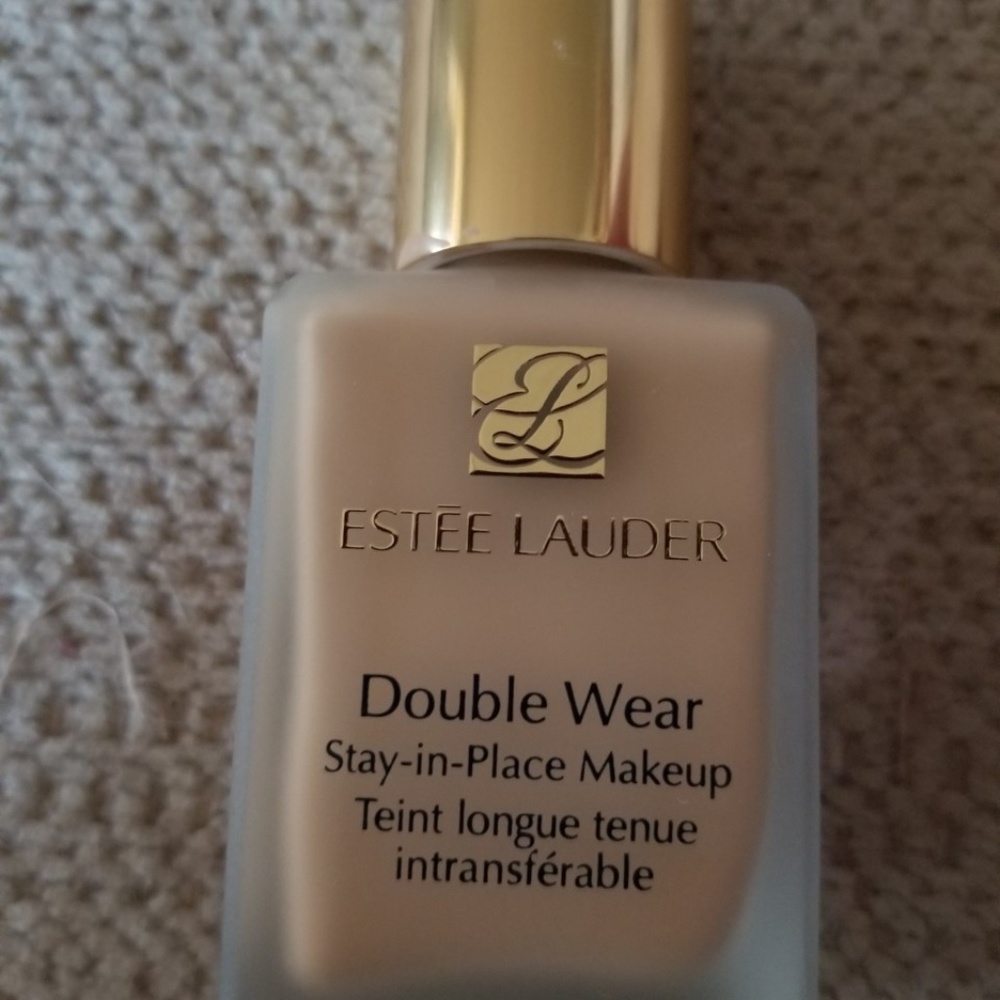 Estee Lauder Double Wear foundation